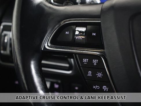 Used 2022 Lincoln Navigator Reserve AWD/4WD image 5