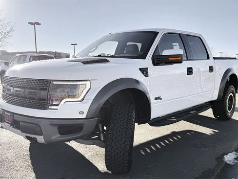 Used 2014 Ford F150 Raptor w/ Equipment Group 801A Luxury image 4