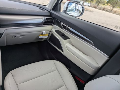 New 2025 Kia Telluride S image 22