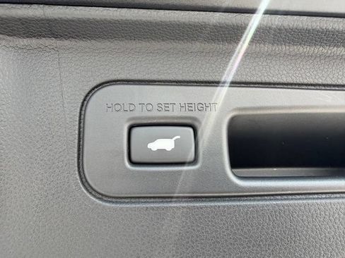Certified 2025 Honda Pilot TrailSport image 34