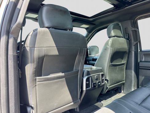 Used 2018 Ford F150 XLT w/ Equipment Group 302A Luxury AWD/4WD image 22