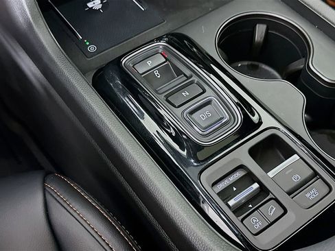 Certified 2025 Honda Pilot TrailSport image 22