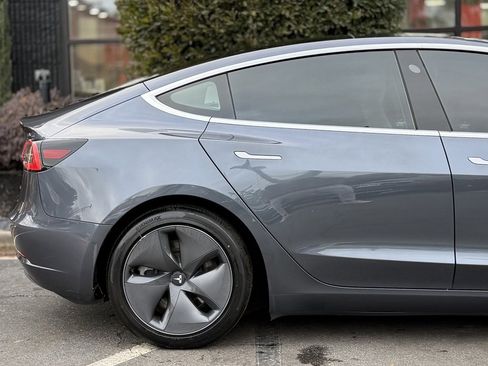 Used 2020 Tesla Model 3 Long Range image 22