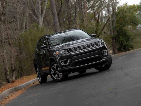 Used 2020 Jeep Compass Limited image 21