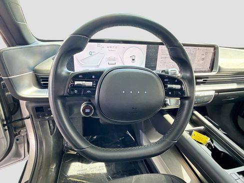 Used 2024 Hyundai Ioniq 6 SE RWD image 9
