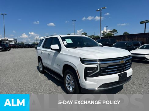 Used 2025 Chevrolet Tahoe LT AWD/4WD image 3