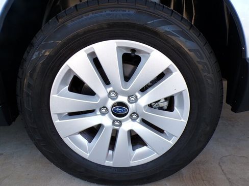 Used 2019 Subaru Outback 2.5i Premium AWD/4WD image 43
