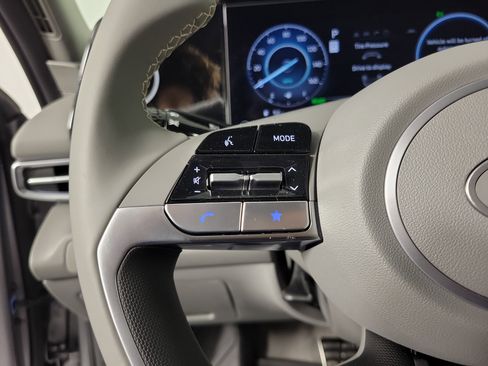 New 2025 Hyundai Elantra SEL image 22