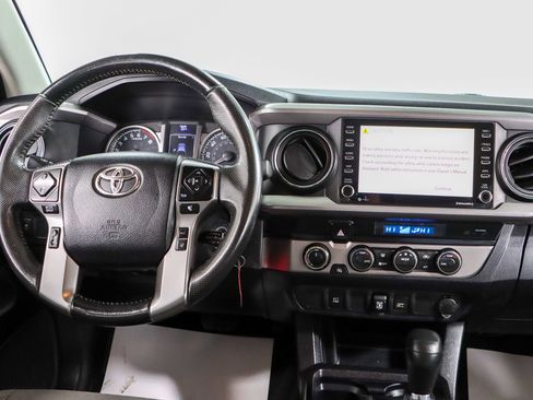 Used 2021 Toyota Tacoma SR5 image 17