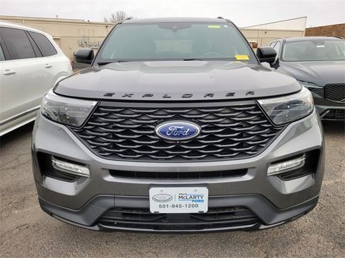 Used 2022 Ford Explorer ST-Line w/ Class IV Trailer Tow Package image 2