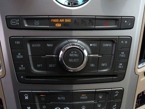 Used 2008 Cadillac CTS 3.6 AWD w/ Luxury Level Two Package image 29