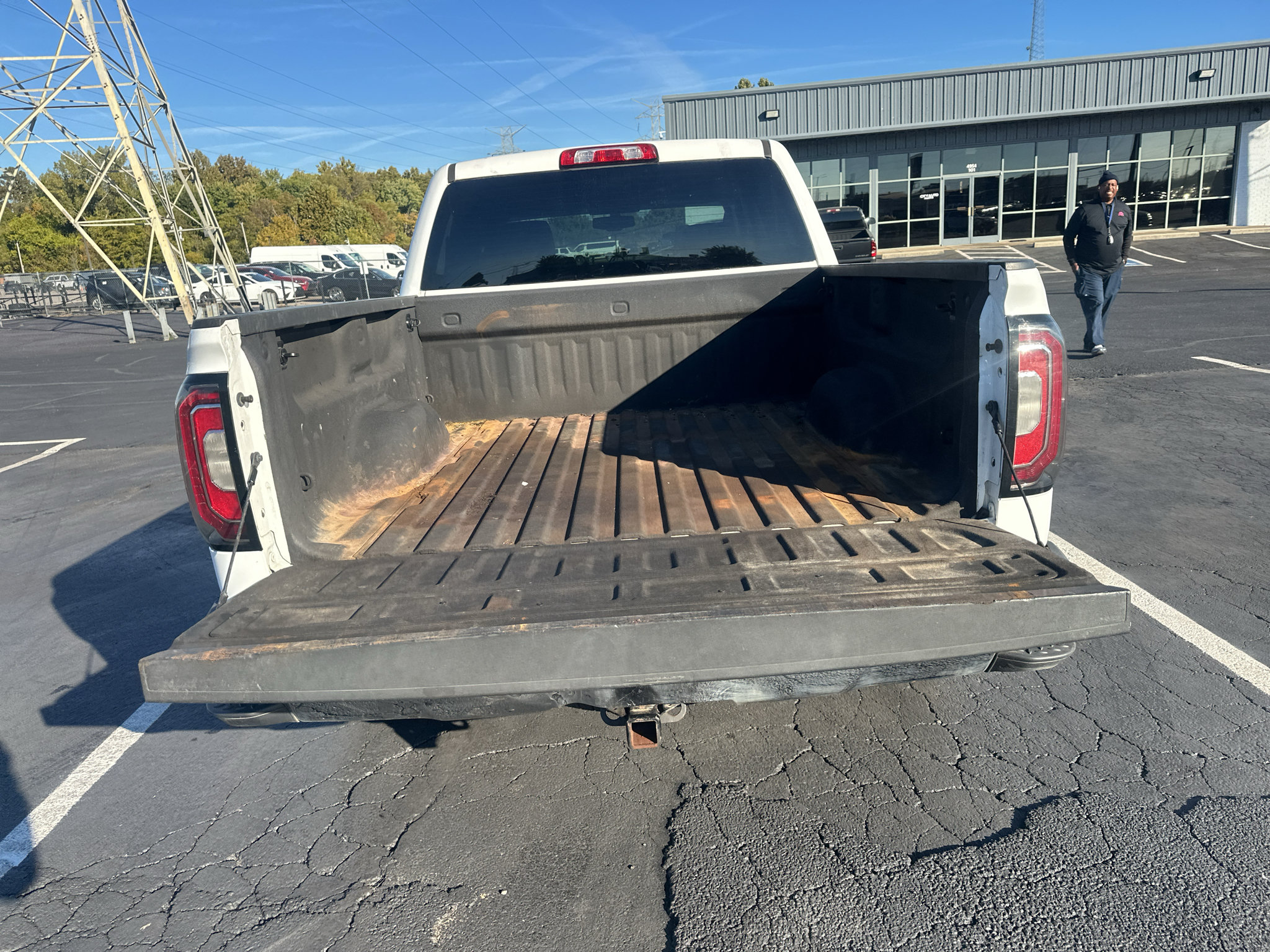 Used 2018 GMC Sierra 1500 SLT w/ SLT Premium Package AWD/4WD image 21