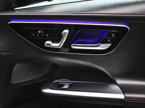 Used 2024 Mercedes-Benz C 43 AMG 4MATIC Sedan image 18