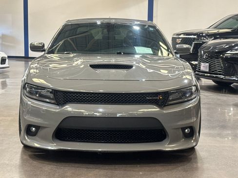 Used 2018 Dodge Charger R/T Scat Pack RWD image 6