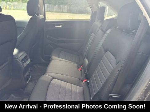 Used 2018 Ford Edge SE AWD/4WD image 17