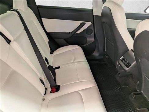 Used 2020 Tesla Model Y Long Range AWD/4WD image 26