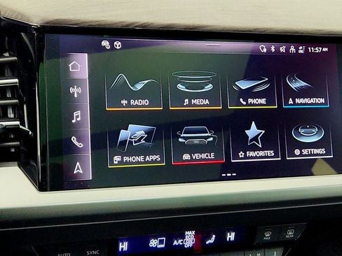 Used 2024 Audi Q4 e-tron Premium Plus w/ Premium Plus image 18