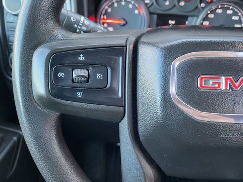 Used 2020 GMC Sierra 2500 4x4 Crew Cab w/ Gooseneck/5TH Wheel Package image 23