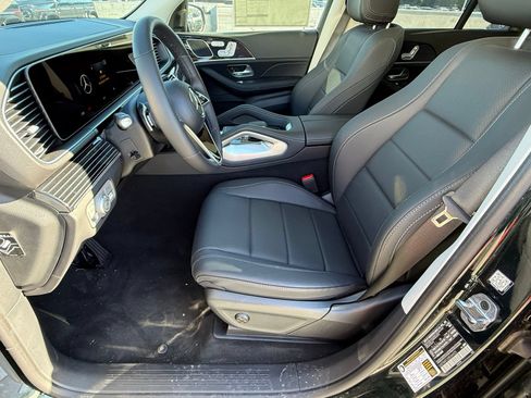 Used 2025 Mercedes-Benz GLE 350 4MATIC image 17