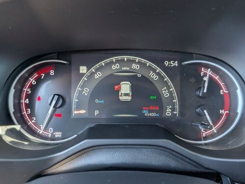 Used 2024 Toyota RAV4 XLE image 19