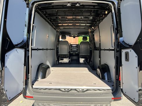 New 2025 Mercedes-Benz Sprinter 2500 image 26