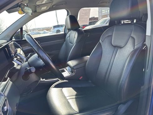 Used 2022 Kia Sorento S image 43