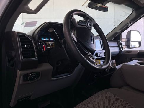 Used 2021 Ford F350 XLT image 23