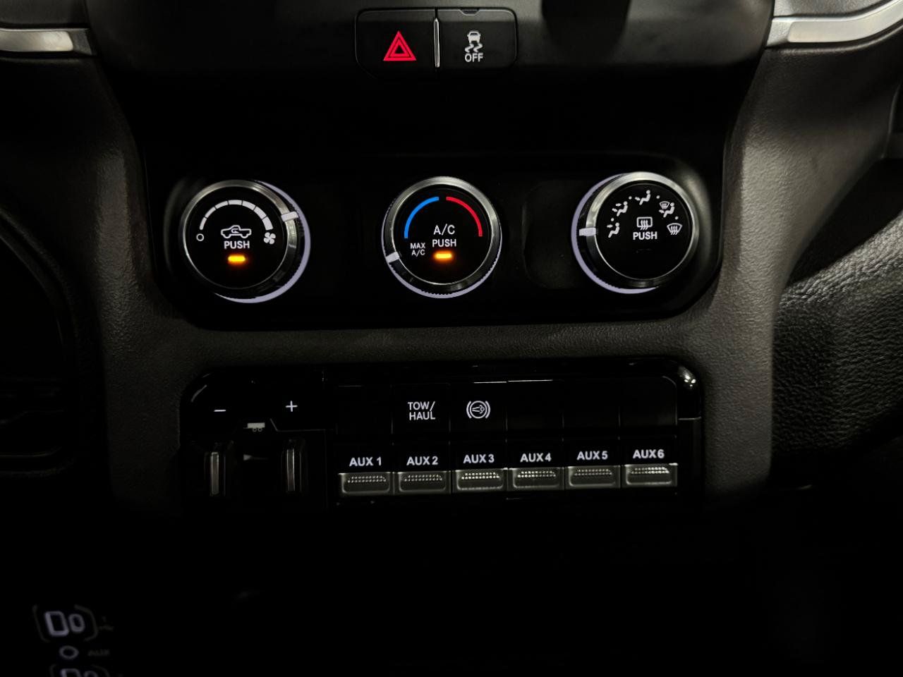 Used 2023 RAM 4500 SLT w/ Quick Order Package 2YG SLT AWD/4WD image 19