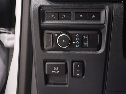 Certified 2022 Ford F150 XLT w/ Equipment Group 302A High image 26