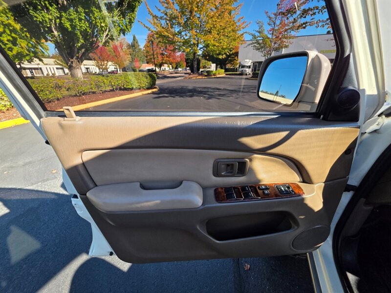 Used 1998 Toyota 4Runner Limited AWD/4WD image 45