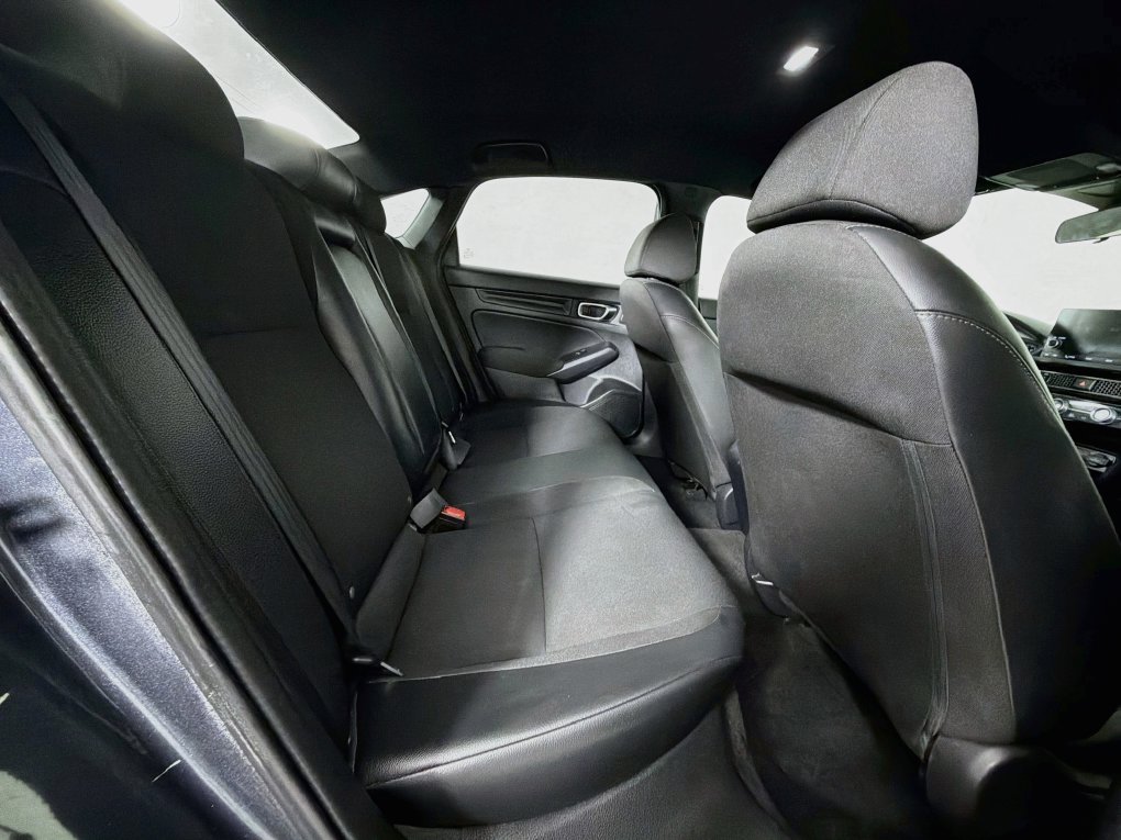 Used 2025 Honda Civic Sport image 28