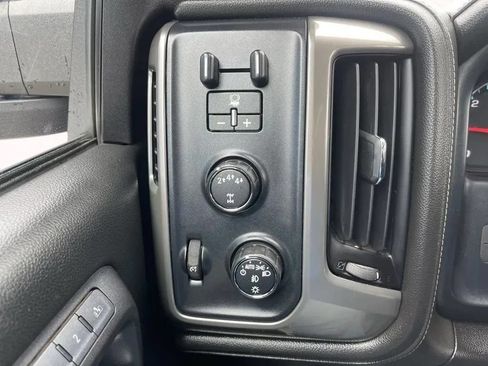 Used 2017 Chevrolet Silverado 2500 High Country AWD/4WD image 31