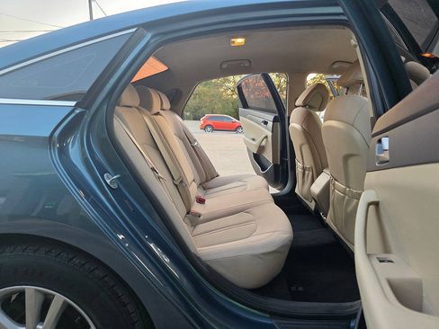 Used 2017 Hyundai Sonata SE FWD image 20