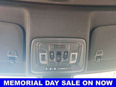 Used 2025 GMC Sierra 1500 AT4 w/ AT4 Premium Package AWD/4WD image 14
