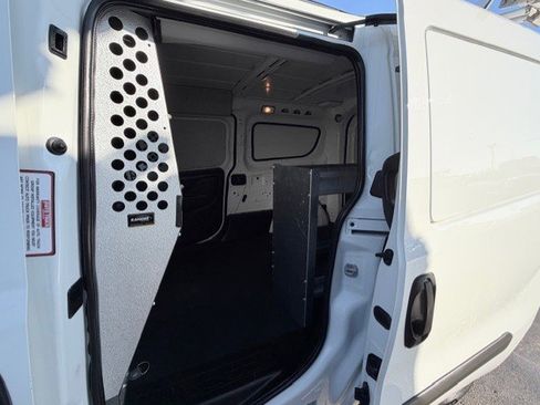 Used 2018 RAM ProMaster City Tradesman image 21