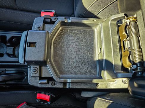 Certified 2021 Jeep Wrangler Willys image 24