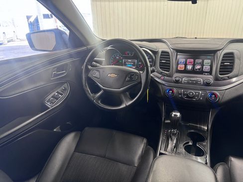 Used 2016 Chevrolet Impala LT image 15