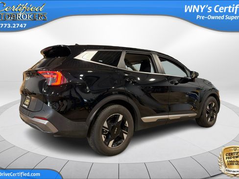 Used 2026 Kia Sportage LX FWD image 6