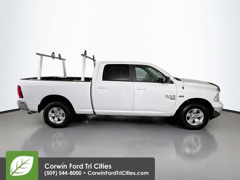 Used 2020 RAM 1500 Classic SLT AWD/4WD image 17