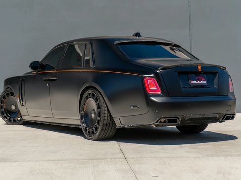 Used 2026 Rolls-Royce Phantom Sedan RWD image 9