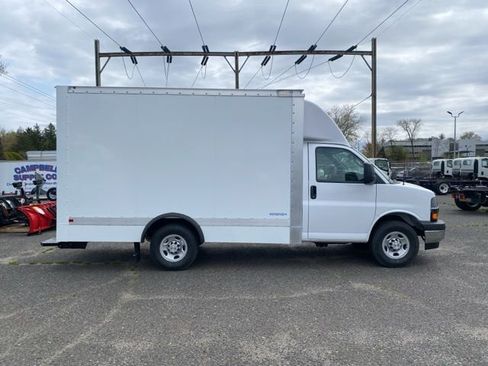 New 2025 Chevrolet Express 3500 w/ Power Convenience Package image 2