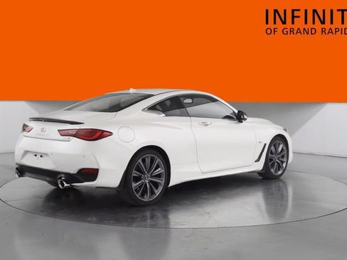 Used 2022 INFINITI Q60 Red Sport 400 AWD/4WD image 7