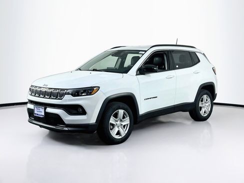Used 2022 Jeep Compass Latitude AWD/4WD image 1