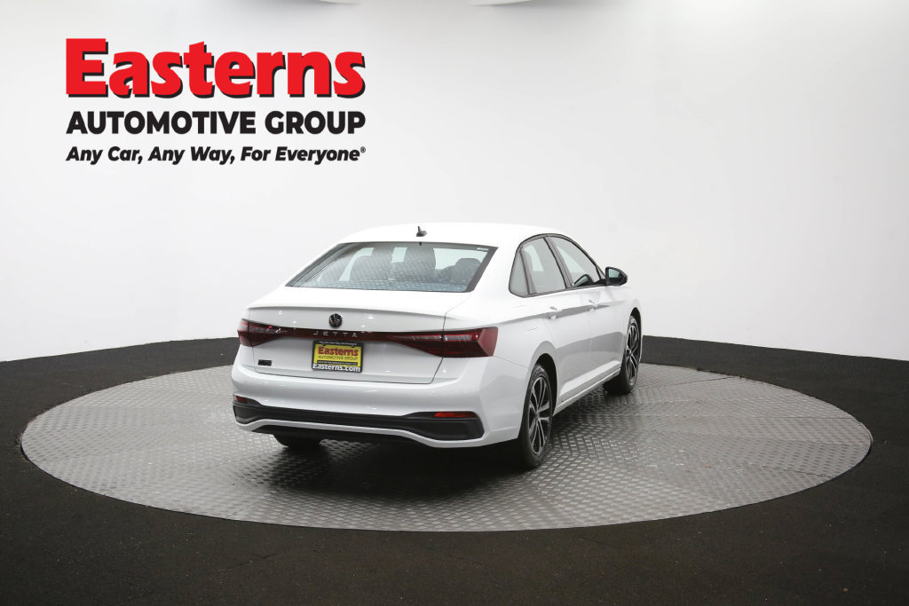 Used 2025 Volkswagen Jetta Sport FWD image 39