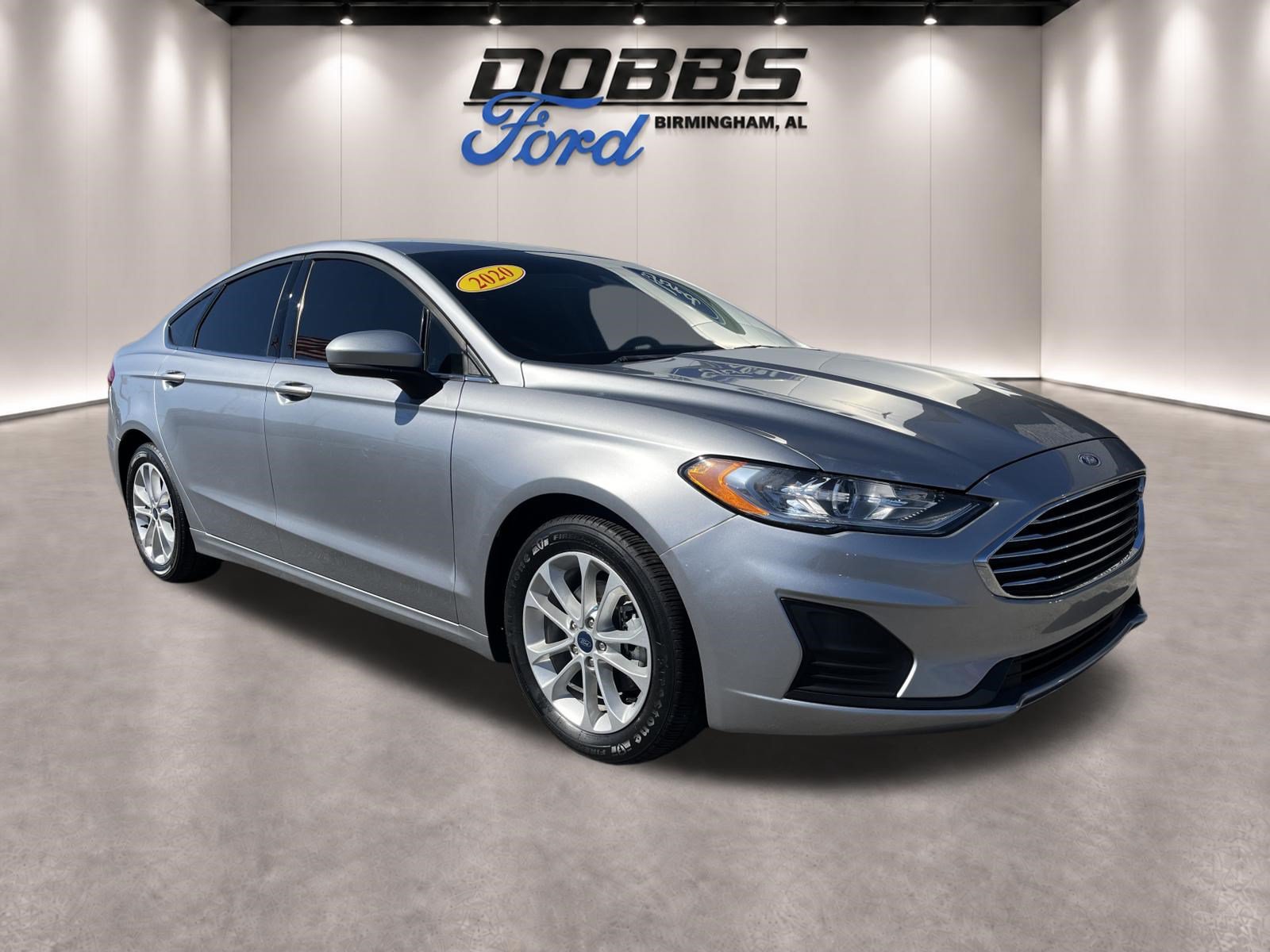 Certified 2020 Ford Fusion SE FWD image 1
