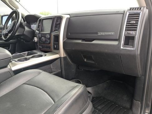 Used 2016 RAM 1500 Laramie w/ Convenience Group AWD/4WD image 6