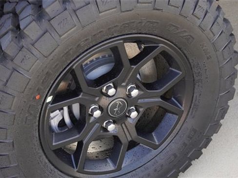 New 2026 Jeep Gladiator Sport image 11