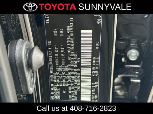 Used 2023 Toyota Corolla Cross AWD Hybrid image 32