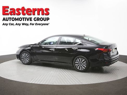 Used 2024 Nissan Altima 2.5 SV w/ SV Premium Package FWD image 63