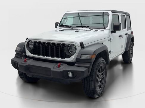 Used 2024 Jeep Wrangler Unlimited Sport AWD/4WD image 4